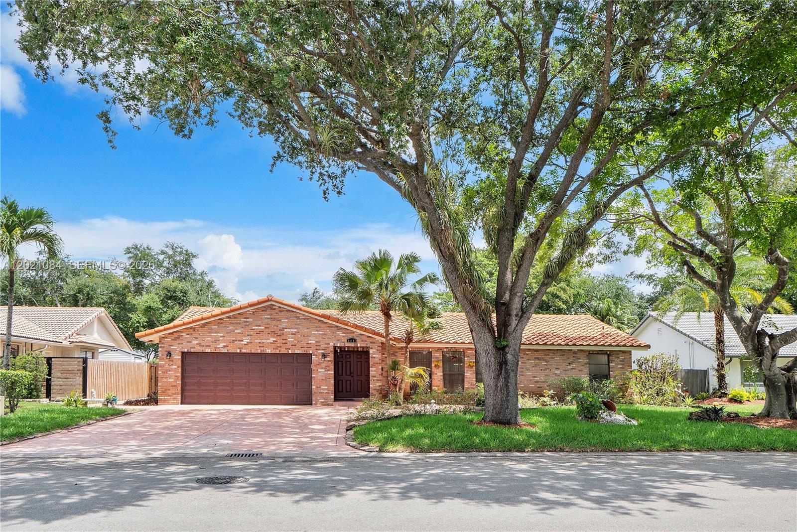11111 NW 7th St - 11111 NW 7th St, Coral Springs, FL 33071 Luxury Property | Jose Angel Pina