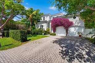 442 Ridgewood Rd, Key Biscayne, FL 33149 - Photo 3