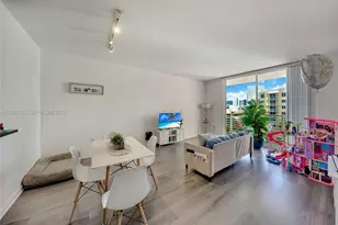 2775 NE 187th St, Aventura, FL 33180 - Photo 11