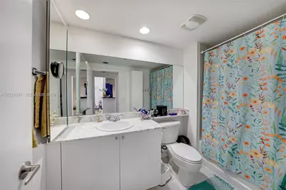 2775 NE 187th St #528, Aventura, FL 33180 - Photo 15