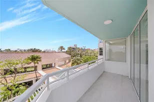 400 South Pointe Dr, Miami Beach, FL 33139 - Photo 17
