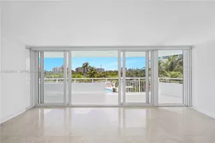 400 South Pointe Dr, Miami Beach, FL 33139 - Photo 3