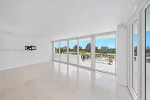 400 South Pointe Dr, Miami Beach, FL 33139 - Photo 7