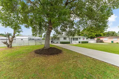 16325 SW 276th Ter, Homestead, FL 33031 - Photo 3