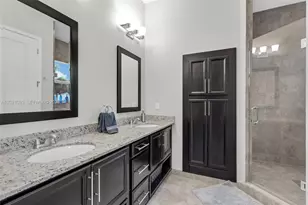 12427 NW 18th Ct, Pembroke Pines, FL 33028 - Photo 35