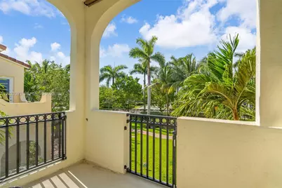 12427 NW 18th Ct, Pembroke Pines, FL 33028 - Photo 39