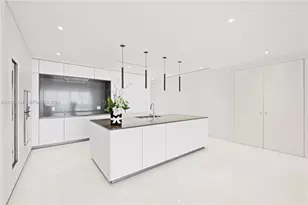 300 Biscayne Blvd Way, Miami, FL 33131 - Photo 7
