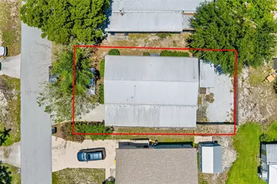 7717 SE Swan Ave, Hobe Sound, FL 33455 - Photo 23
