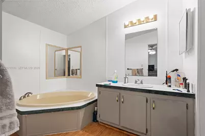 7717 SE Swan Ave, Hobe Sound, FL 33455 - Photo 13