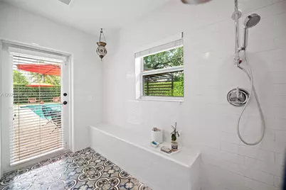 37 Deer Run, Miami Springs, FL 33166 - Photo 23