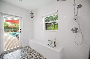 37 Deer Run, Miami Springs, FL 33166 - Photo 23