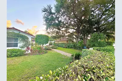 37 Deer Run, Miami Springs, FL 33166 - Photo 45