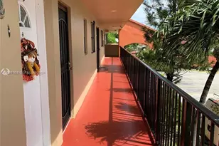 2313 W 60th St, Hialeah, FL 33016 - Photo 21