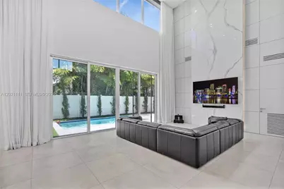 10267 NW 75th Ter, Doral, FL 33178 - Photo 23