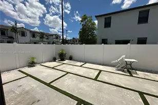 20352 NW 6th Ave, Miami Gardens, FL 33169 - Photo 19
