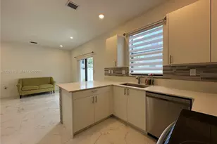 20352 NW 6th Ave, Miami Gardens, FL 33169 - Photo 9