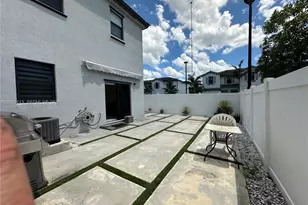 20352 NW 6th Ave, Miami Gardens, FL 33169 - Photo 21