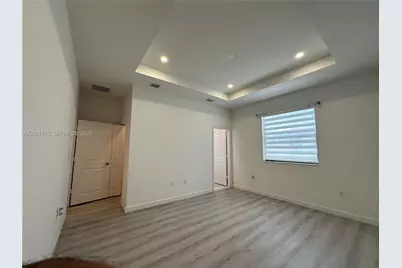 20352 NW 6th Ave, Miami Gardens, FL 33169 - Photo 13