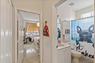8968 NW 180th Terrace, Hialeah, FL 33018 - Photo 25
