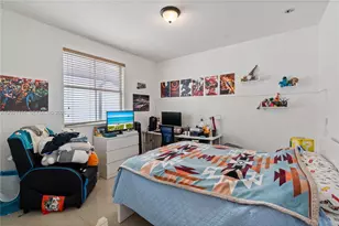 8968 NW 180th Terrace, Hialeah, FL 33018 - Photo 23