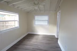 2148 NE 182nd St, North Miami Beach, FL 33162 - Photo 21