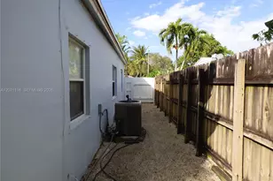 2148 NE 182nd St, North Miami Beach, FL 33162 - Photo 35