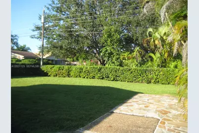 13220 SW 99th Pl, Miami, FL 33176 - Photo 17