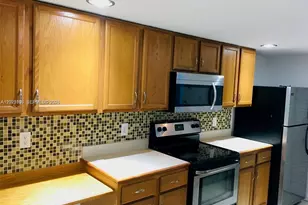 9909 Westwood Dr, Tamarac, FL 33321 - Photo 9