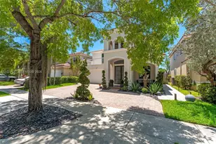 9024 SW 206th St, Cutler Bay, FL 33189 - Photo 1