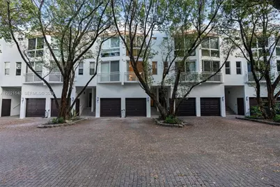 325 Meridian Ave #5, Miami Beach, FL 33139 - Photo 1
