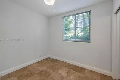325 Meridian Ave #5, Miami Beach, FL 33139 - Photo 17