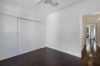 325 Meridian Ave #5, Miami Beach, FL 33139 - Photo 17