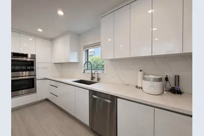 2616 Oakbrook Ct, Weston, FL 33332 - Photo 7