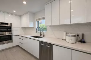 2616 Oakbrook Ct, Weston, FL 33332 - Photo 7