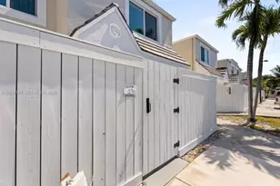 4550 SW 68th Ct Cir, Miami, FL 33155 - Photo 15