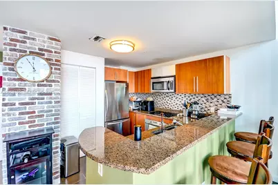 300 S Biscayne Bluv #L-1022, Miami, FL 33131 - Photo 7