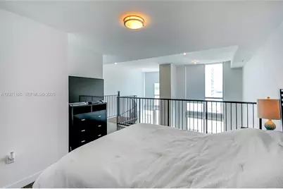 300 S Biscayne Bluv #L-1022, Miami, FL 33131 - Photo 5