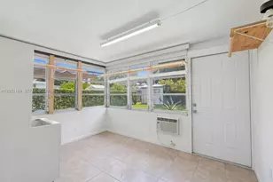 4966 SW 93rd Ave, Cooper City, FL 33328 - Photo 15