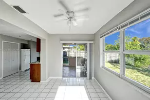 8550 NW 27th Pl, Sunrise, FL 33322 - Photo 13