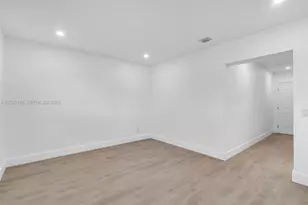 8841 NW 14th Ave, Miami, FL 33147 - Photo 13