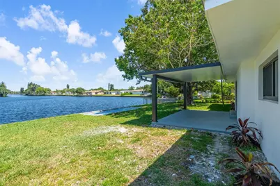 8841 NW 14th Ave, Miami, FL 33147 - Photo 31