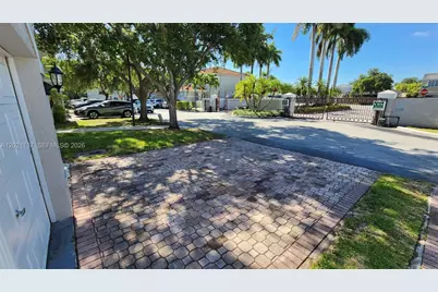 12601 SW 143rd Ln #12601, Miami, FL 33186 - Photo 35