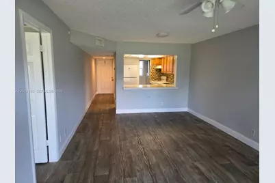8060 N Colony Cir N #103, Tamarac, FL 33321 - Photo 5