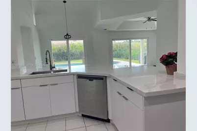 814 Heron Rd, Weston, FL 33326 - Photo 15