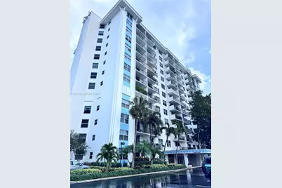 1800 N Andrews Ave #2E, Fort Lauderdale, FL 33311 - Photo 3