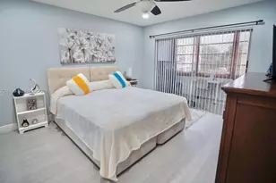 251 Berkley Rd, Hollywood, FL 33024 - Photo 7