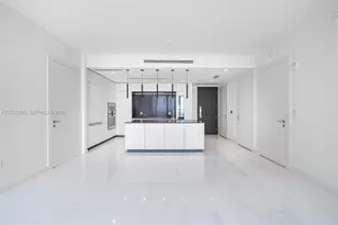 300 Biscayne Blvd Way, Miami, FL 33131 - Photo 5