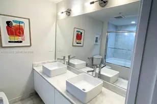 601 NE 36th St, Miami, FL 33137 - Photo 15