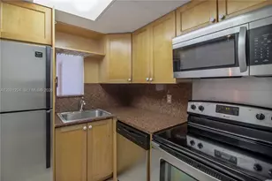 800 West Ave, Miami Beach, FL 33139 - Photo 5