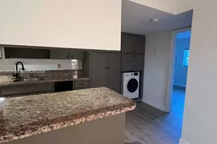 1100 NE 9th Ave, Fort Lauderdale, FL 33304 - Photo 9